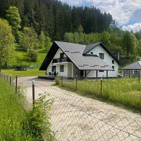 Dom wakacyjny Casa Cu Tihna Fundu Moldovei